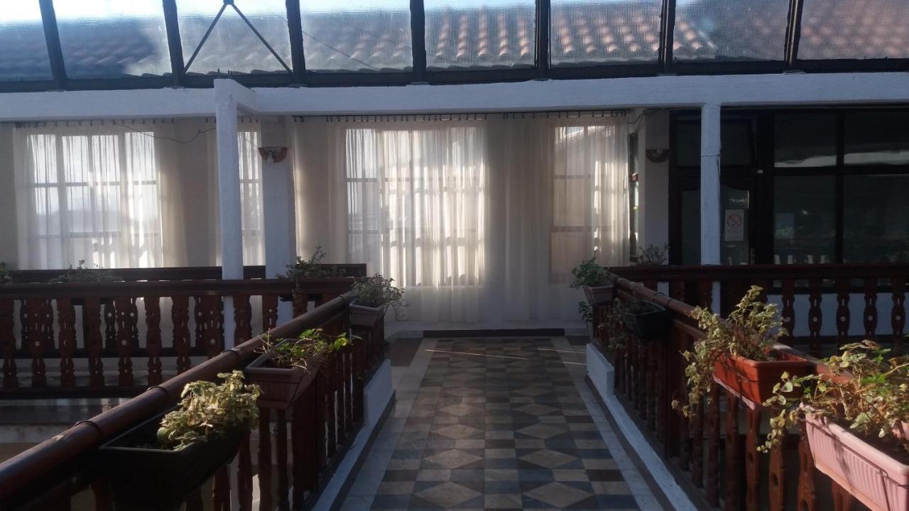 Apartments Secer Sokak Surčin 외부 사진